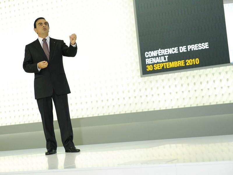 Ghosn chce rozšířit vazby s Daimlerem